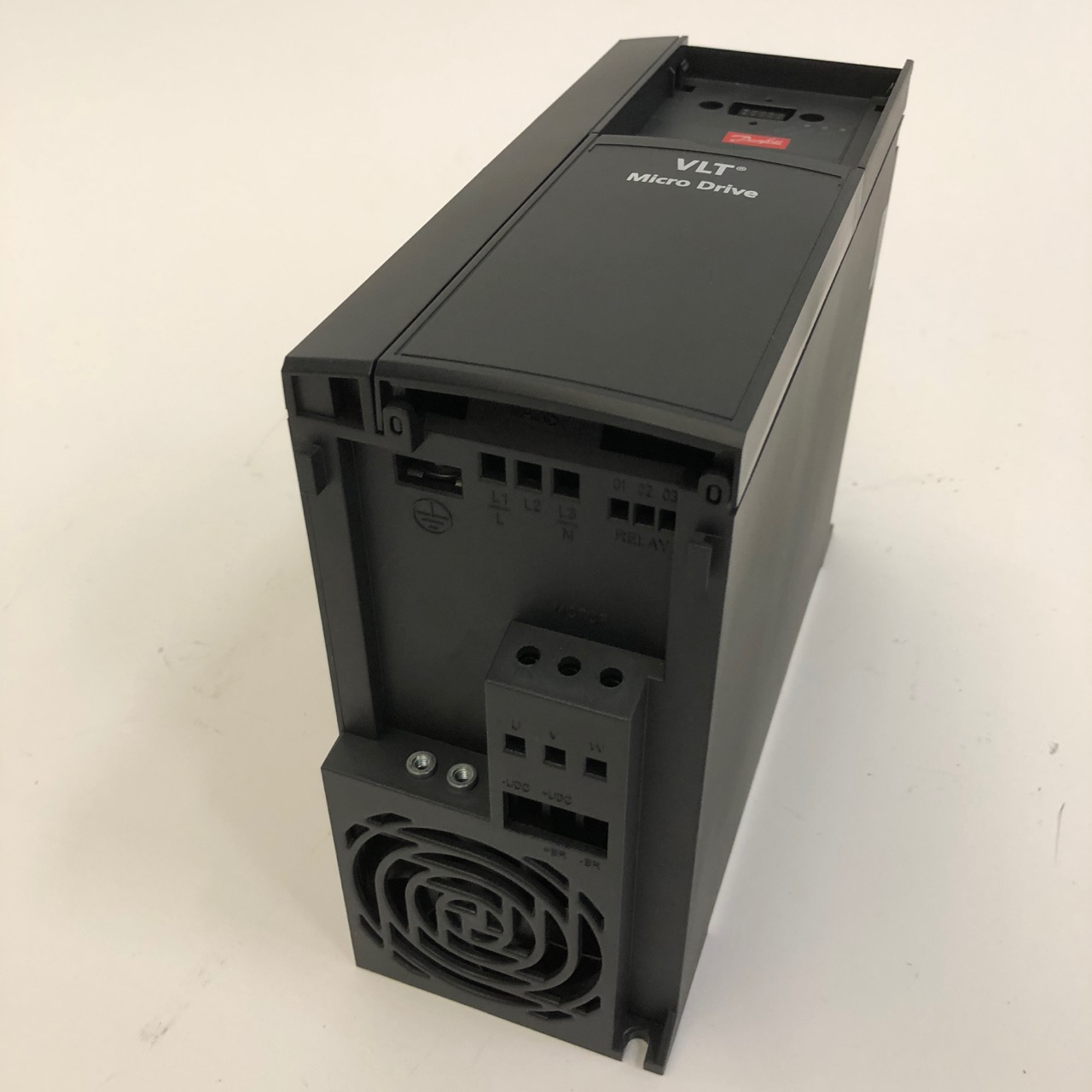 Danfoss VLT Micro Drive FC-51 мощностью 3,0 кВт Danfoss VLT Micro Drive FC-51 мощностью 3,0 кВт